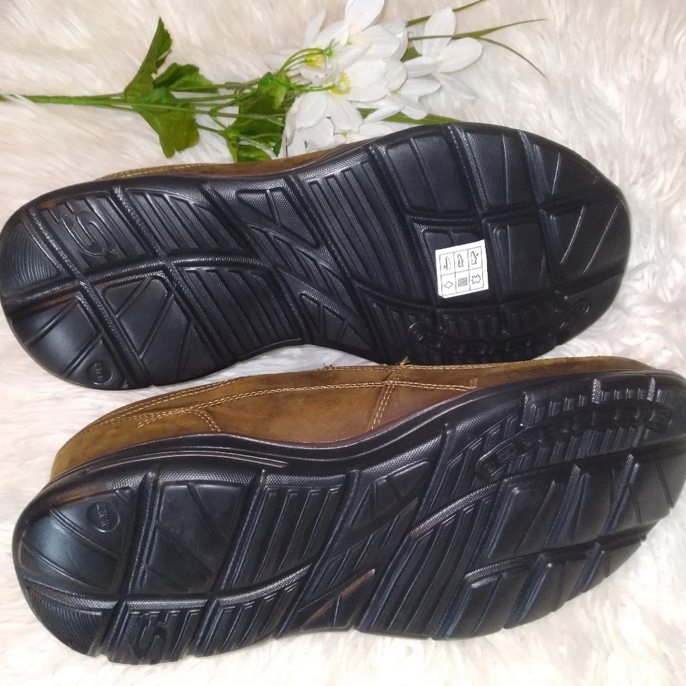 New Skechers Men's 12 Leather Brown Relaxed Fit Gel Memory Foam Slip On Loafer